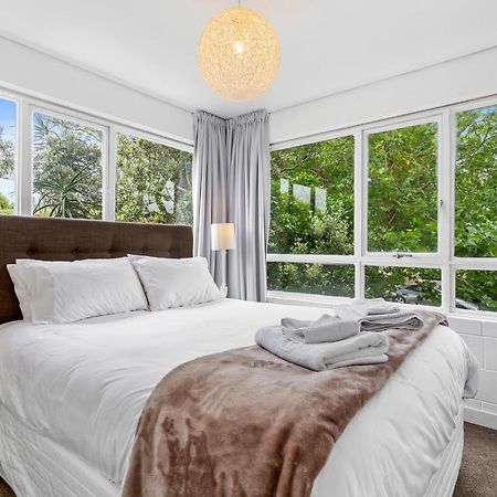 One Bedroom Apartment, Heart Of Newmarket Auckland Exteriör bild