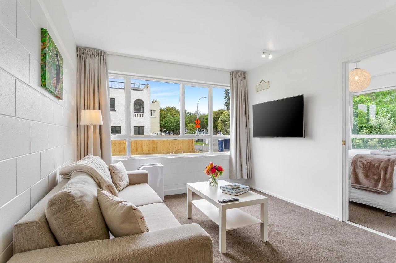 One Bedroom Apartment, Heart Of Newmarket Auckland Exteriör bild